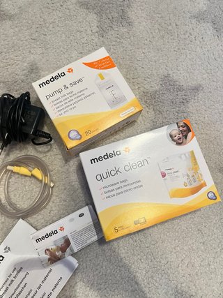 Sacaleches Medela Swing y set conservación