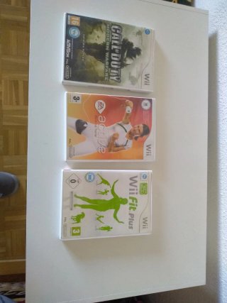 Pack 3 Juegos Wii: Call of Duty, EA Active, Wii Fi