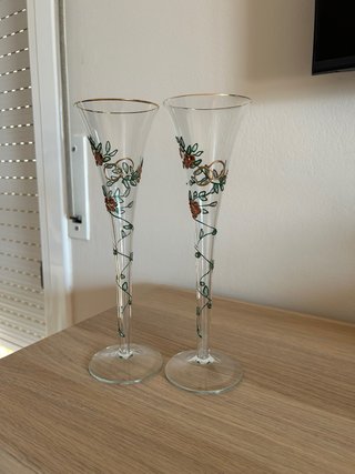 Copas de cristal doradas para ceremonia