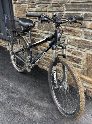 Bicicleta Cannondale Negra