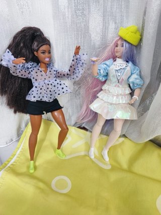 Bambola Barbie extra articolata