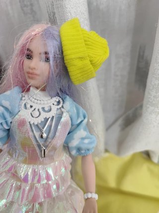 Bambola Barbie extra articolata
