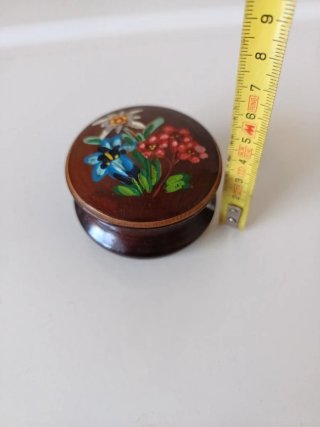 Cajita madera pintada flores Edelweiss