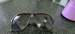 Gafas Carrera Negras y Rojas