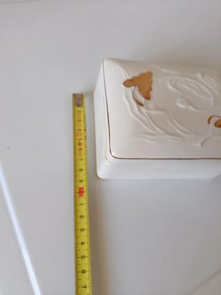 Caja de porcelana sevillana Vintage