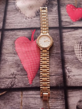 RELOJ DE MUJER - SEIKO DORADO - MODELO 7N89-0031-