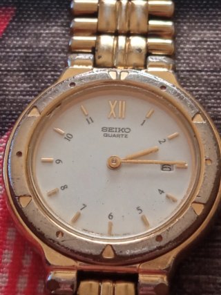RELOJ DE MUJER - SEIKO DORADO - MODELO 7N89-0031-