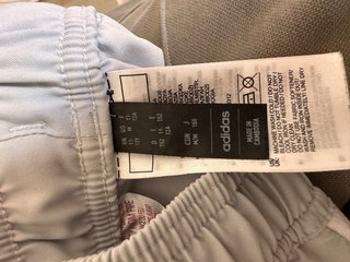 Pantalón corto Adidas niño gris T.152