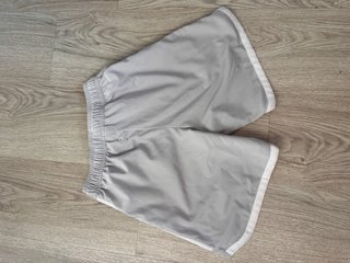 Pantalón corto Adidas niño gris T.152