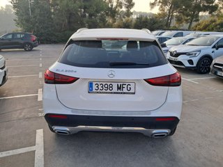 Mercedes-Benz GLA 200 D 110 kW (150 CV)
