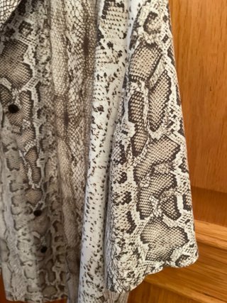 Blusa Animal Print Pull&Bear Talla S