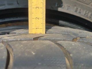 4 Neumáticos Bridgestone Potenza RE50 225/45R17 90