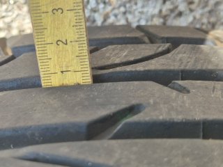 4 Neumáticos Bridgestone Potenza RE50 225/45R17 90