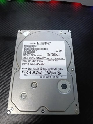 Disco Duro Hitachi 500GB SATA 3.0