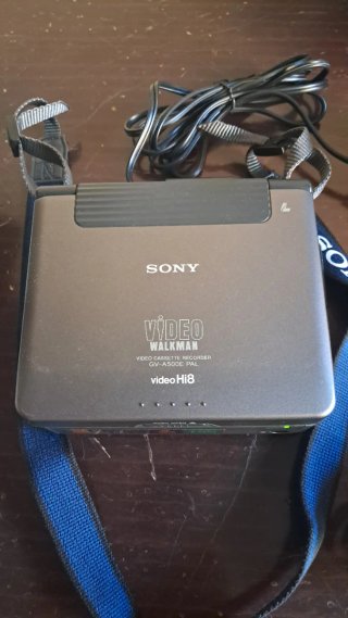 Sony Video Walkman Hi8 GV-A500E