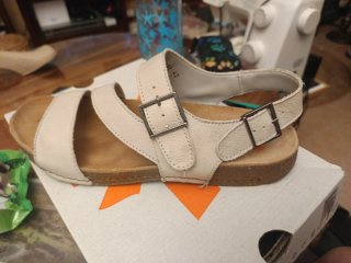Sandalias Art Beige Talla 42