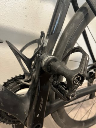 Cannondale SuperSix EVO Carbon Disc 105 Di2
