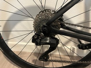 Cannondale SuperSix EVO Carbon Disc 105 Di2