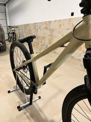 Bici Dirt Jump Commencal Absolut