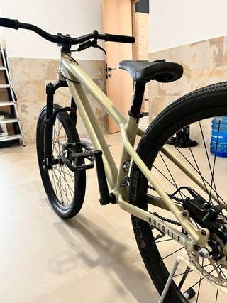 Bici Dirt Jump Commencal Absolut