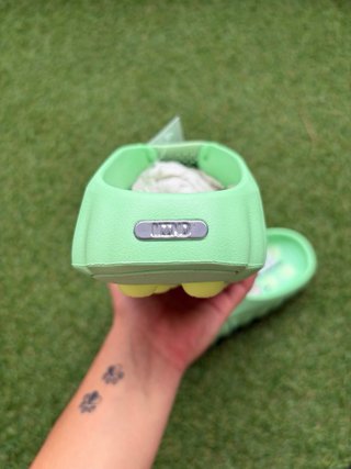 Nike Mind 001 Slide Cucumber Calm