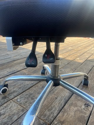 Silla ergonómica de estudio con ruedas