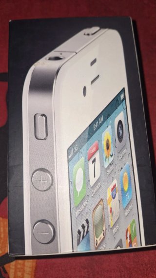 iPhone 4 Blanco + Caja + Base Carga