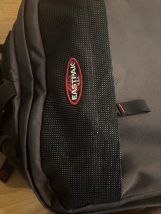 Maleta Eastpak Negra y Gris