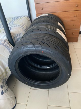 Llantas Honda Civic EJ9 con neumáticos semi-slicks