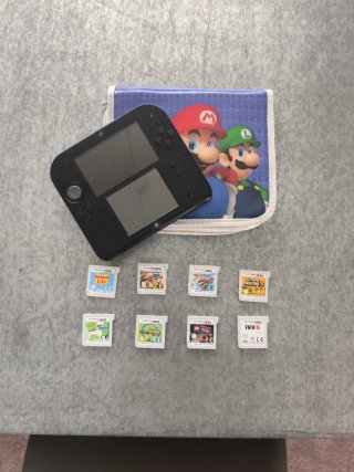 Nintendo 2DS Negra y Azul