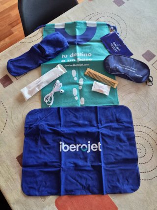 Neceser de viaje IberoJet