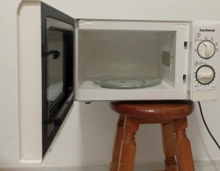 Microondas Corberó blanco