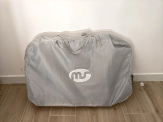Minicuna plegable y parque de juegos