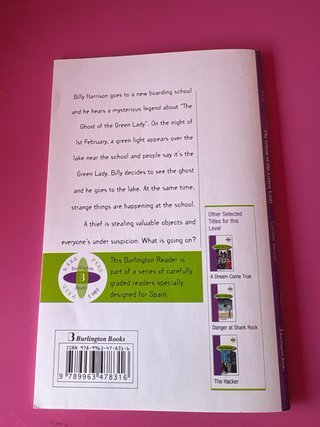 Libro en inglés: The Ghost of the Green Lady