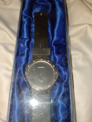 Reloj Andrea Plata y Negro