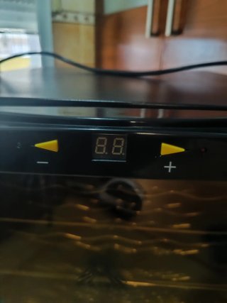 Vinoteca ASTRO CW-70AD 70L