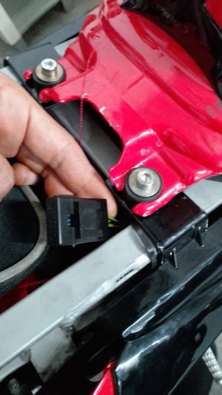 Derbi GPR 125 2T Roja y Negra