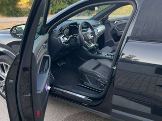 AUDI q3 sportback