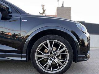 AUDI q3 sportback