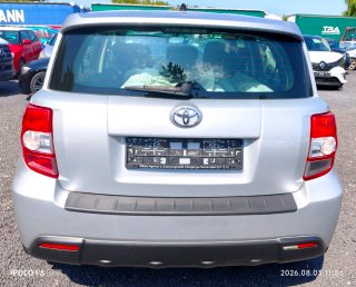 Toyota Urban Cruiser 2011