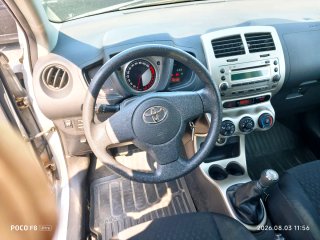 Toyota Urban Cruiser 2011