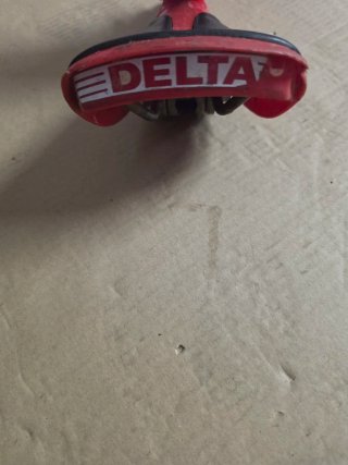 Sillín Delta Rojo