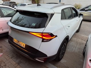 Kia Sportage 1.6 CRDi MHEV Business 4x4 100 kW (136 CV)