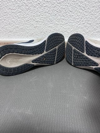 Nike Vomero 17 Hombre Talla 45