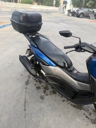 Yamaha Nmax 125 Maxi Scooter