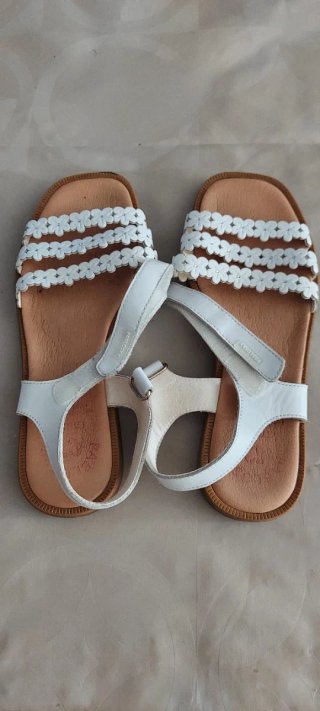 Sandalias Pablosky t.35 niña blancas verano