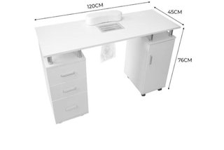 Mesa de manicura equipada