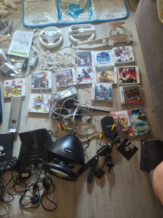 Lote Nintendo Wii + Accesorios (Sin Usar)