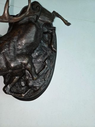 Figura bronce Ciervo Herido Vidal Avaugle Firmado