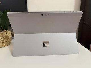 Microsoft Surface Pro 5 plata
